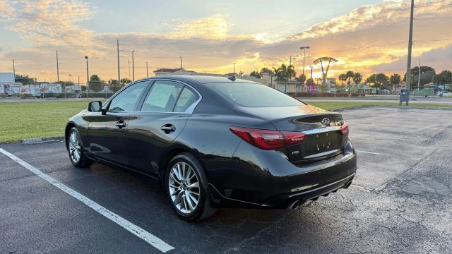 
								2023 INFINITI Q50 LUXE Sedan 4D full									