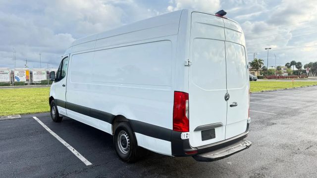 
								2021 Mercedes-Benz Sprinter 2500 Cargo High Roof w/170  WB Van 3D full									