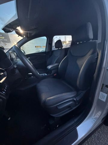 
								2019 Hyundai Santa Fe 2.4 SE Sport Utility 4D full									