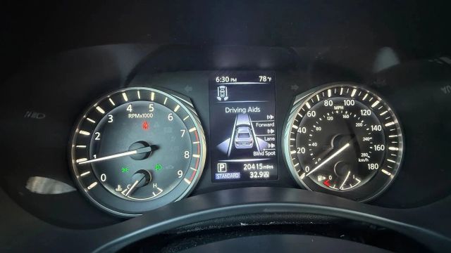 
								2023 INFINITI Q50 LUXE Sedan 4D full									