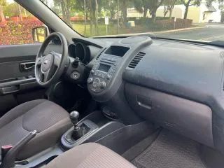 
								2013 Kia Soul Wagon 4D full									