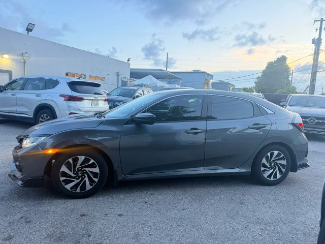
								2017 Honda Civic LX Hatchback 4D full									
