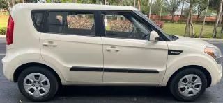 
								2013 Kia Soul Wagon 4D full									
