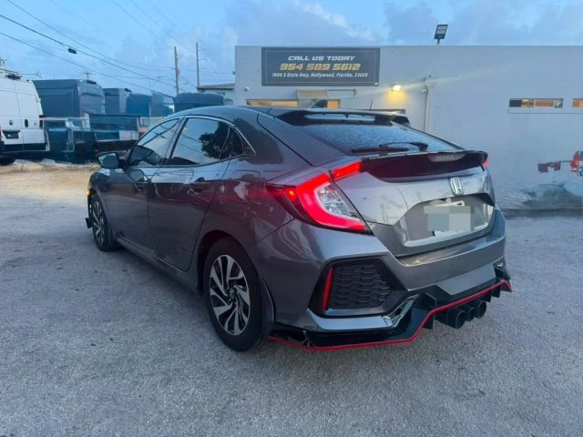 
								2017 Honda Civic LX Hatchback 4D full									