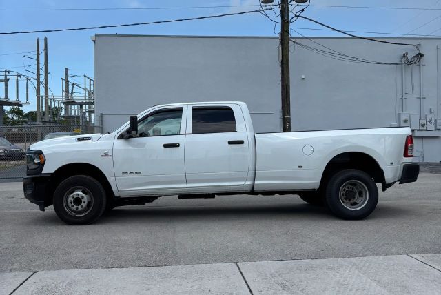 
								2022 Ram 3500 Crew Cab Tradesman Pickup 4D 8 ft full									