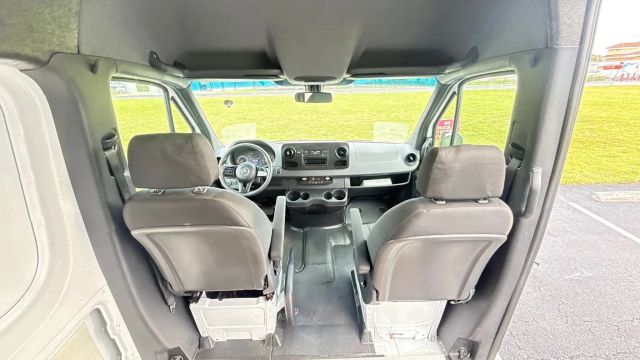 
								2021 Mercedes-Benz Sprinter 2500 Cargo High Roof w/170  WB Van 3D full									