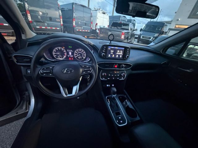 
								2019 Hyundai Santa Fe 2.4 SE Sport Utility 4D full									