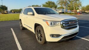 2023 GMC Acadia SLT Sport Utility 4D