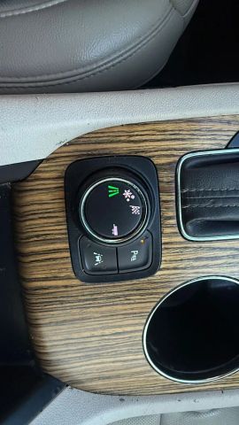 
								2023 GMC Acadia SLT Sport Utility 4D full									
