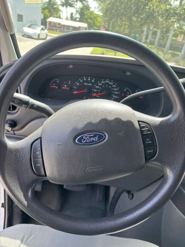 
								2008 Ford E350 Super Duty Passenger XLT Extended Van 3D full									