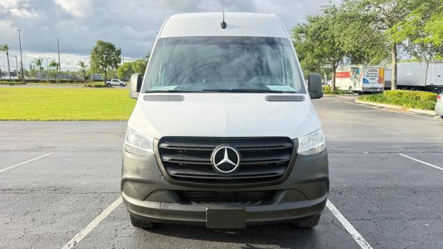 
								2021 Mercedes-Benz Sprinter 2500 Cargo High Roof w/170  WB Van 3D full									