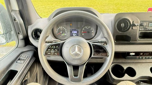 
								2021 Mercedes-Benz Sprinter 2500 Cargo High Roof w/170  WB Van 3D full									