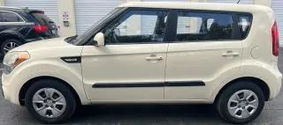 
								2013 Kia Soul Wagon 4D full									