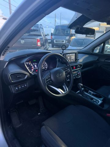 
								2019 Hyundai Santa Fe 2.4 SE Sport Utility 4D full									