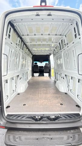 
								2021 Mercedes-Benz Sprinter 2500 Cargo High Roof w/170  WB Van 3D full									