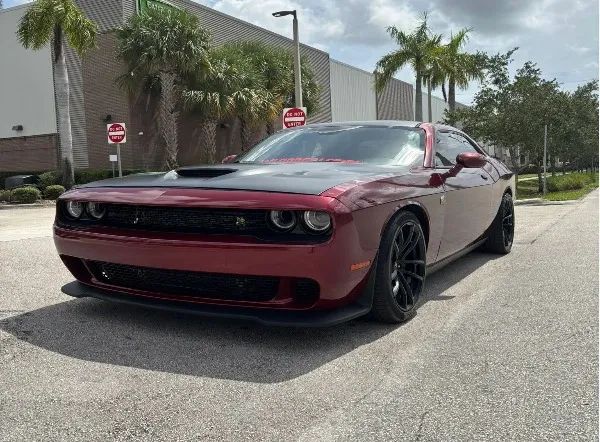 
								2020 Dodge Challenger R/T Scat Pack Coupe 2D full									
