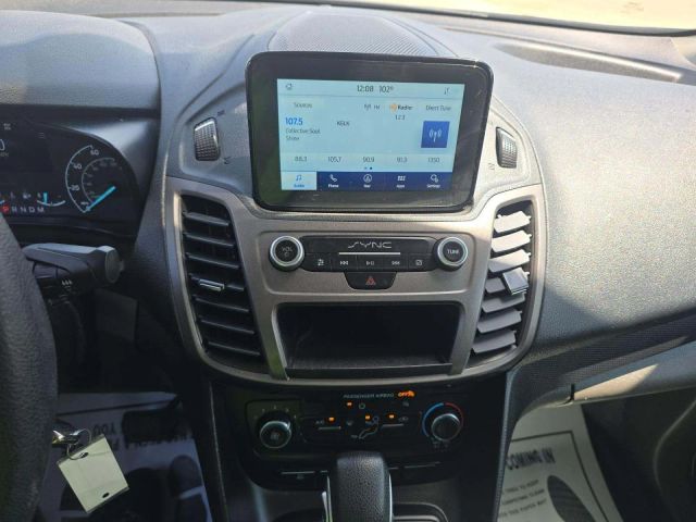 
								2022 Ford Transit Connect Cargo Van XLT Van 4D full									