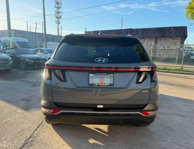 
								2024 Hyundai Tucson SEL Sport Utility 4D full									