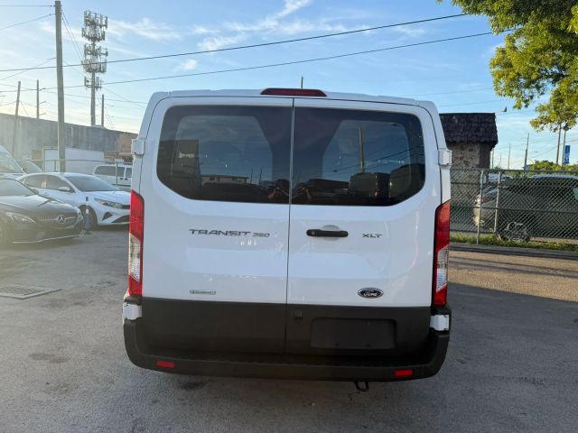 
								2021 Ford Transit 350 Passenger Van XLT w/Low Roof Van 3D full									