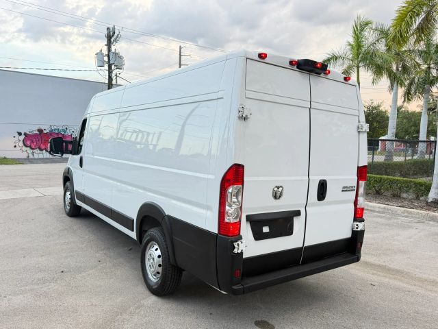 
								2023 Ram ProMaster Cargo Van 3500 High Roof Extended Van 3D full									