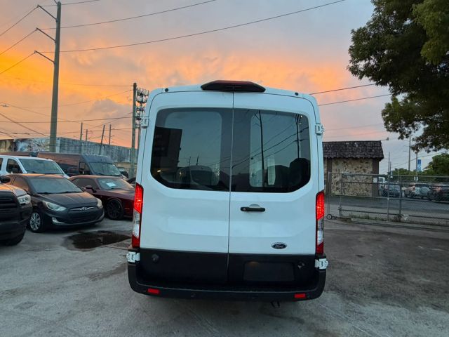 
								2020 Ford Transit 250 Cargo Van Medium Roof w/LWB Van 3D full									