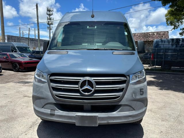 
								2019 Mercedes-Benz Sprinter 2500 Cargo High Roof w/170  WB Van 3D full									