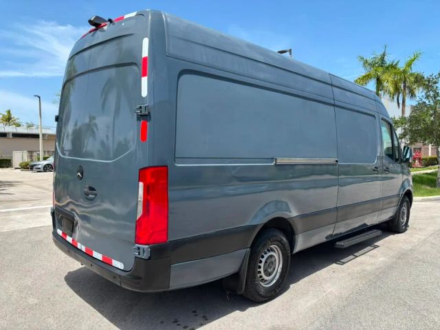 
								2019 Mercedes-Benz Sprinter 2500 Cargo High Roof w/170  WB Van 3D full									