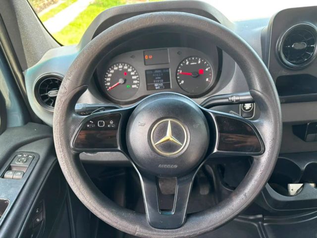 
								2019 Mercedes-Benz Sprinter 2500 Cargo High Roof w/170  WB Van 3D full									