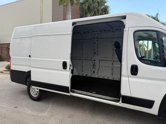 
								2023 Ram ProMaster Cargo Van 3500 High Roof Extended Van 3D full									