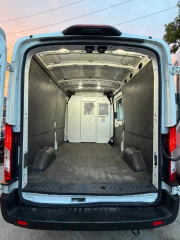 
								2020 Ford Transit 250 Cargo Van Medium Roof w/LWB Van 3D full									