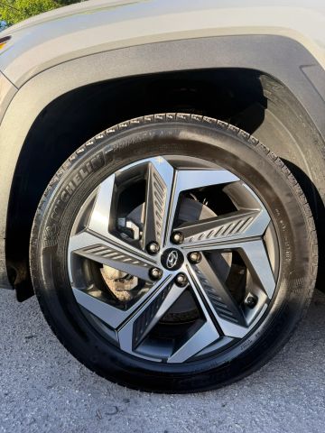 
								2024 Hyundai Tucson SEL Sport Utility 4D full									