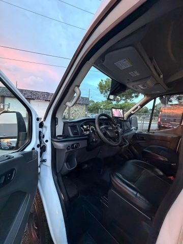 
								2020 Ford Transit 250 Cargo Van Medium Roof w/LWB Van 3D full									