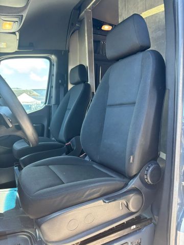 
								2019 Mercedes-Benz Sprinter 2500 Cargo High Roof w/170  WB Van 3D full									