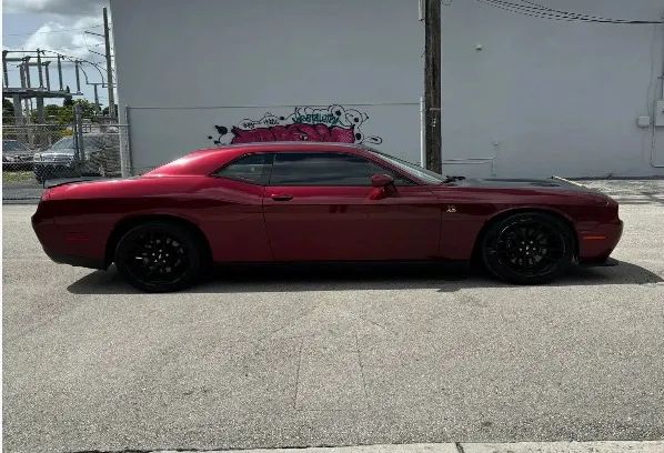 
								2020 Dodge Challenger R/T Scat Pack Coupe 2D full									
