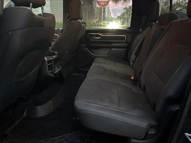 
								2019 Ram 1500 Crew Cab Big Horn Pickup 4D 5 1/2 ft full									