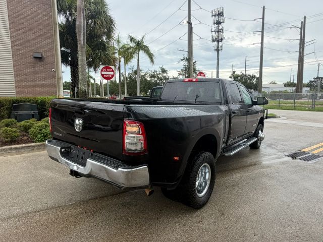 
								2022 Ram 3500 Crew Cab Big Horn Pickup 4D 8 ft full									