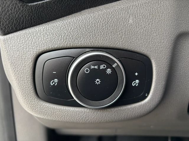 
								2022 Ford Transit Connect Cargo Van XL Van 4D full									