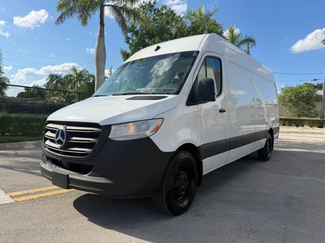 
								2023 Mercedes-Benz Sprinter 2500 Cargo High Roof w/170  WB Van 3D full									