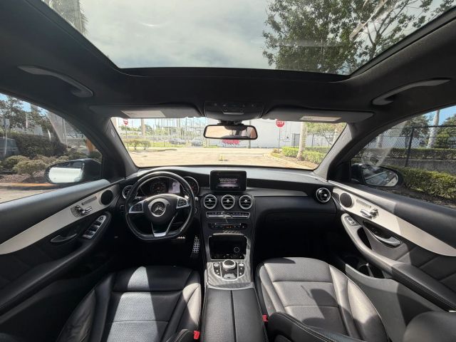 
								2019 Mercedes-Benz GLC GLC 300 Sport Utility 4D full									