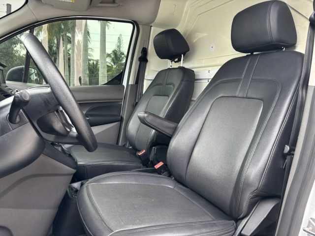 
								2022 Ford Transit Connect Cargo Van XL Van 4D full									
