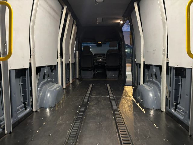
								2019 Mercedes-Benz Sprinter 2500 Cargo High Roof w/170  WB Van 3D full									