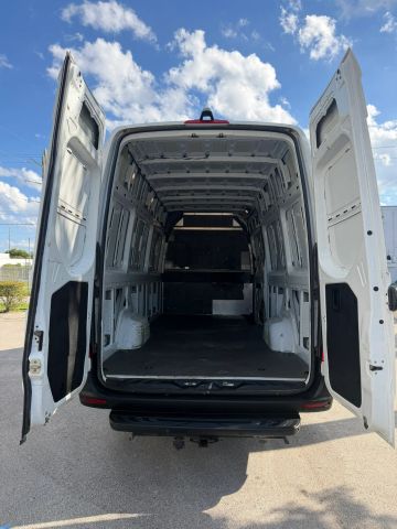 
								2023 Mercedes-Benz Sprinter 2500 Cargo High Roof w/170  WB Van 3D full									