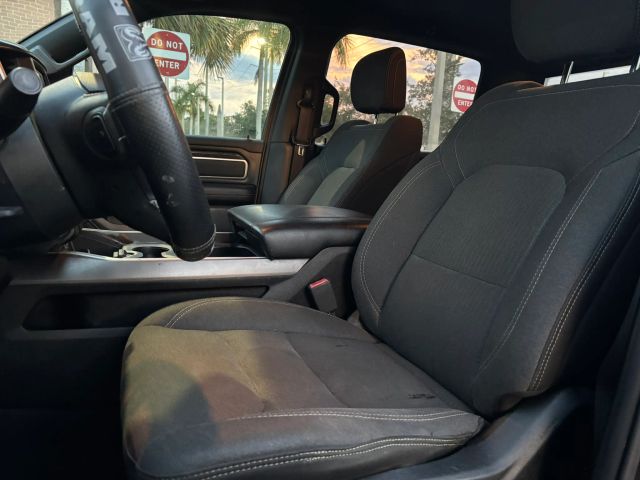 
								2019 Ram 1500 Crew Cab Big Horn Pickup 4D 5 1/2 ft full									
