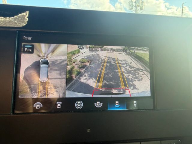 
								2023 Mercedes-Benz Sprinter 2500 Cargo High Roof w/170  WB Van 3D full									