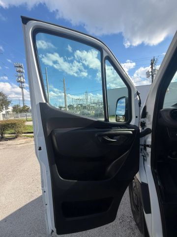 
								2023 Mercedes-Benz Sprinter 2500 Cargo High Roof w/170  WB Van 3D full									