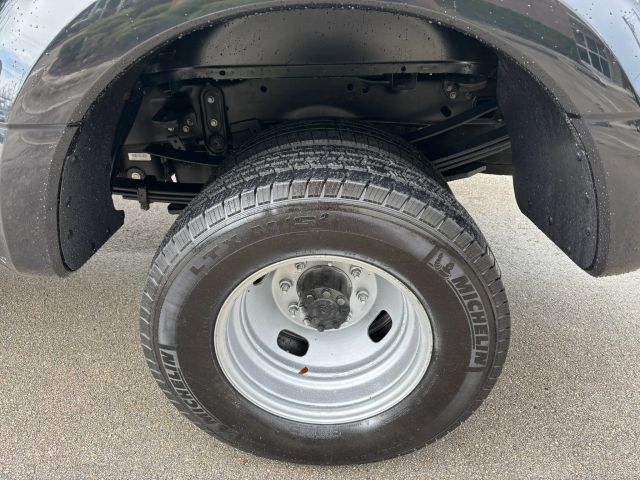 
								2023 Ford F350 Super Duty Crew Cab XL Pickup 4D 8 ft full									