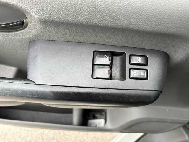 
								2018 Nissan NV2500 HD Cargo S Van 3D full									