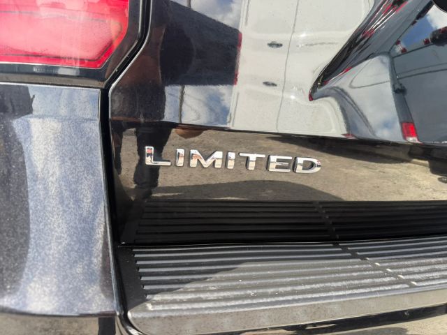 
								2020 Ford Expedition MAX Limited Sport Utility 4D full									