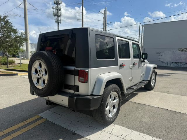 
								2008 Jeep Wrangler Unlimited Sahara Sport Utility 4D full									