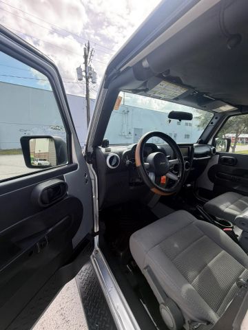 
								2008 Jeep Wrangler Unlimited Sahara Sport Utility 4D full									